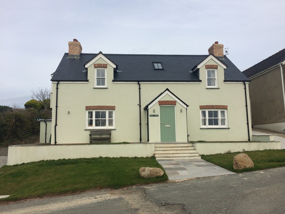 Min Y Mor is a new build project of Masonry Construction recently developed by LNB Construction Ltd in April 2017. Located in Porthgain North Pembrokeshire. Underfloor heating throughout, powered by Bio Mass bioler system. LNB Construction contracted a variety of local tradesmen and contractors for completion of this sustainable home build.
